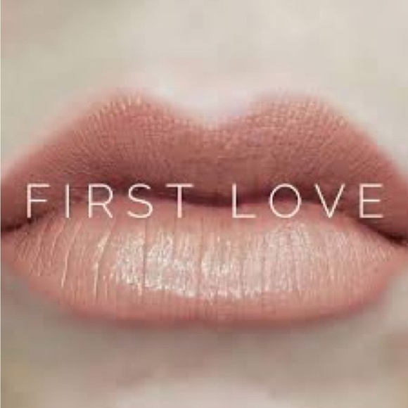 NWT LipSense By SeneGence First Love Long Lasting Liquid Lip Color - Picture 2 of 2